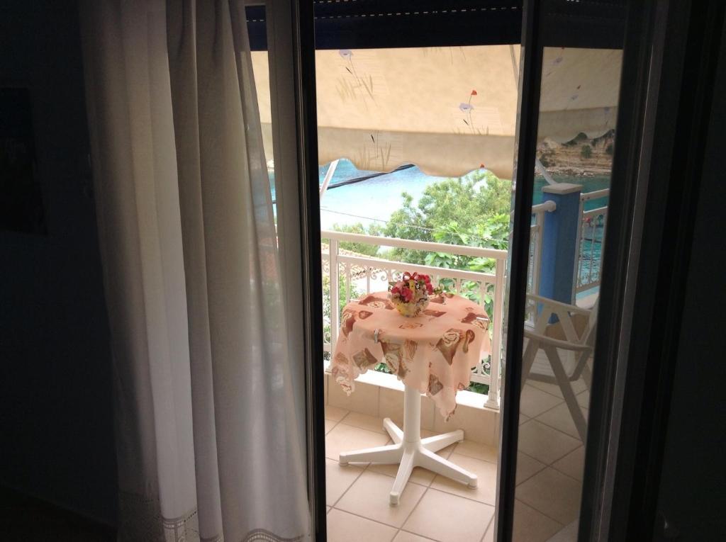 Kostas Rooms Вотси Номер фото